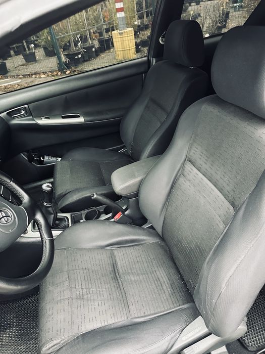 Toyota Corolla 1.8л 2003г