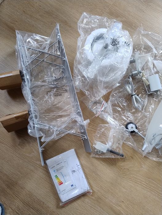 Uszkodzona zbita nowa lampa żyrandol samolot LUCIDE FOCKER