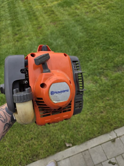 Podkaszarka spalinowa husqvarna 122 C