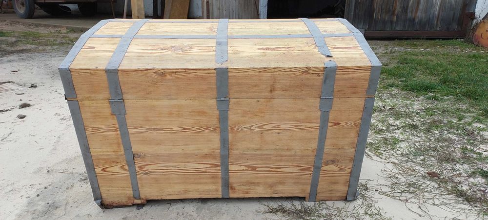 Skrzynia drewniana, kufer, sunduk