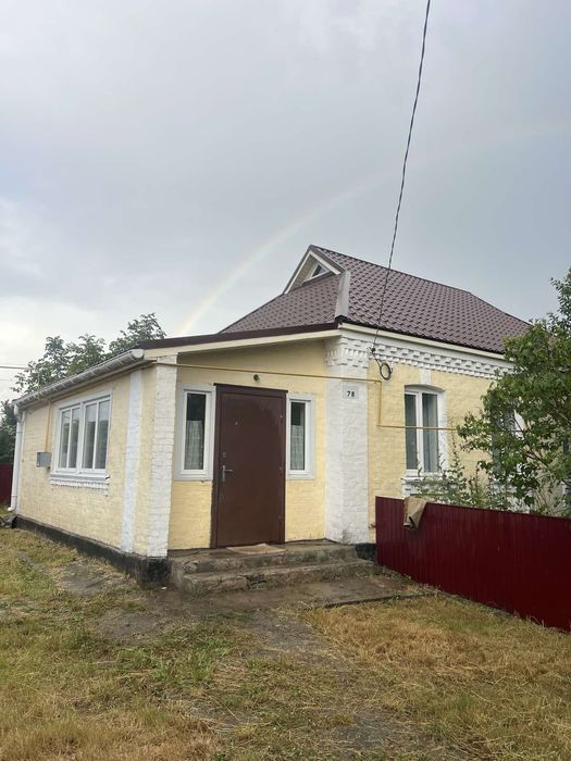 Продам будинок в селі Ольшаниця Білоцерківського району.