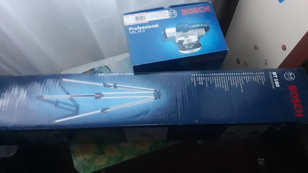 Нивелир Bosch 32D в полном комплекте