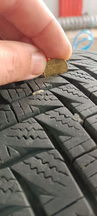 OPONY Zimowe 185/60R15 Laufenn fit