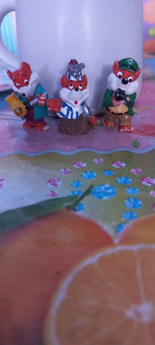 Коллекция киндер сюрприза лиса