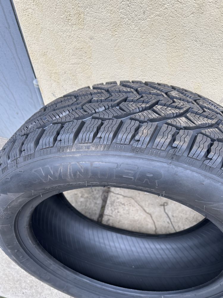 Шини 225/55 r17 4шт