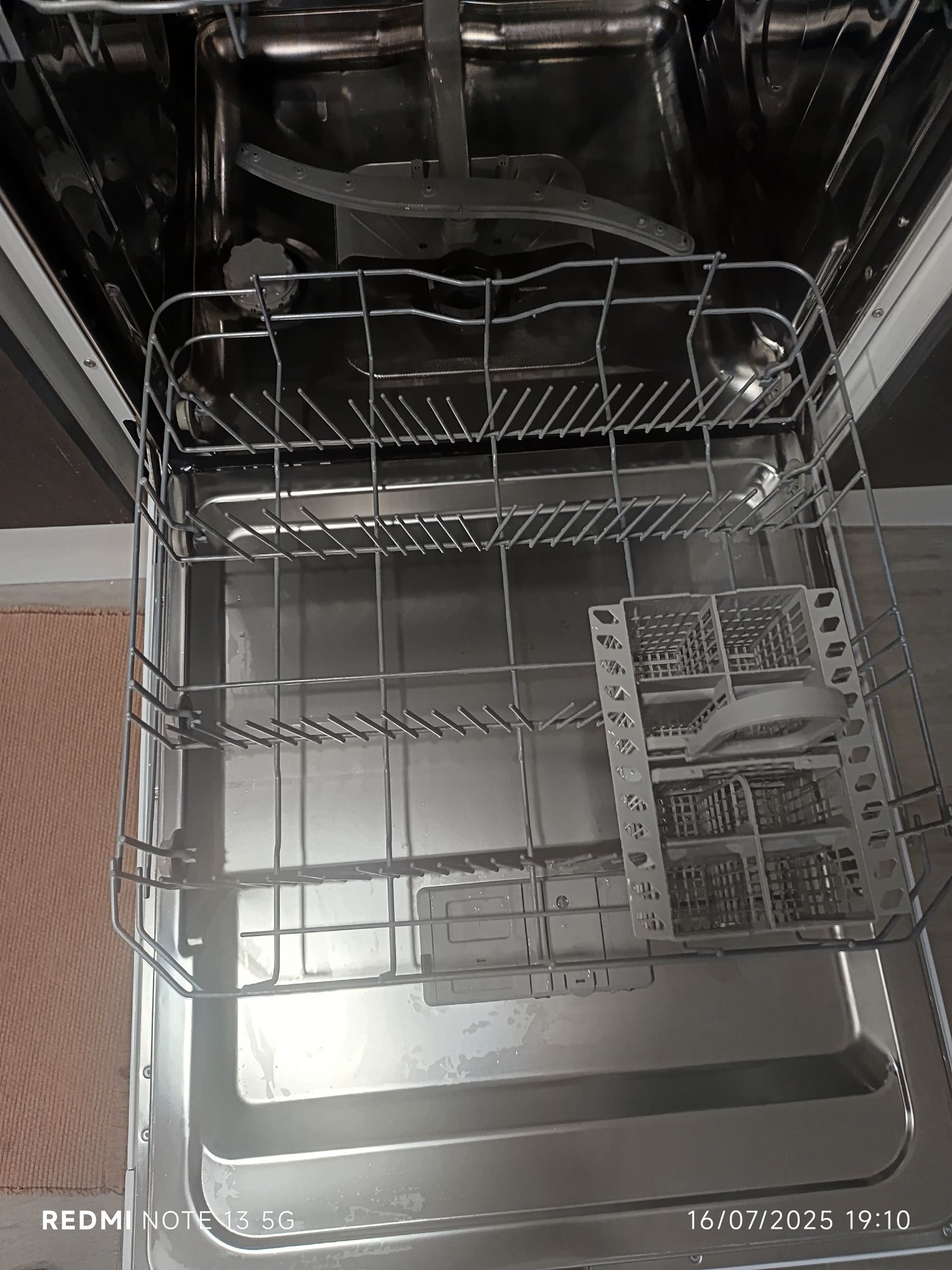 Máquina de lavar loiça Indesit