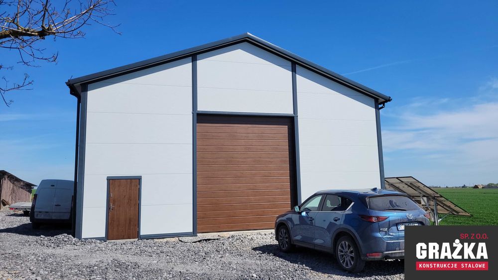 Budynek z płyty warstwowej magazyn garaż-konstrukcja stalowa 10x15x4m