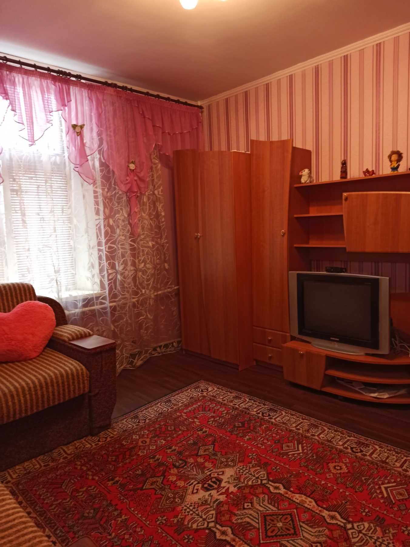 Продам двокімнатну квартиру в районі бул.Студентського