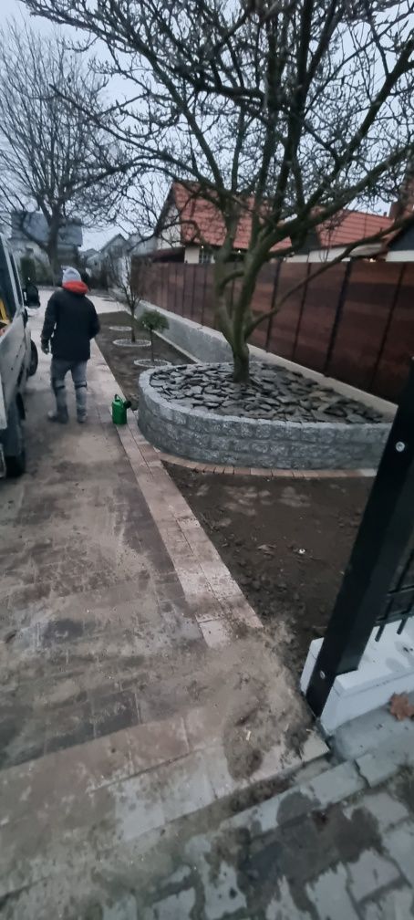 Ukladanie kostki brukowej