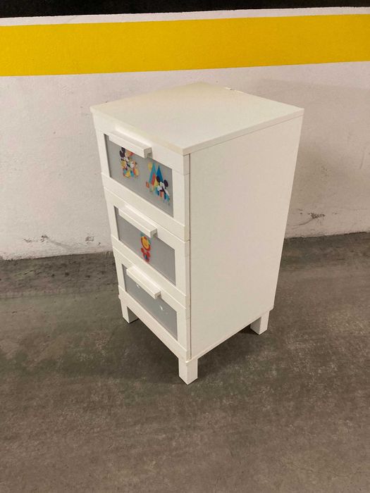 Movel Branco com gavetas quarto meninos