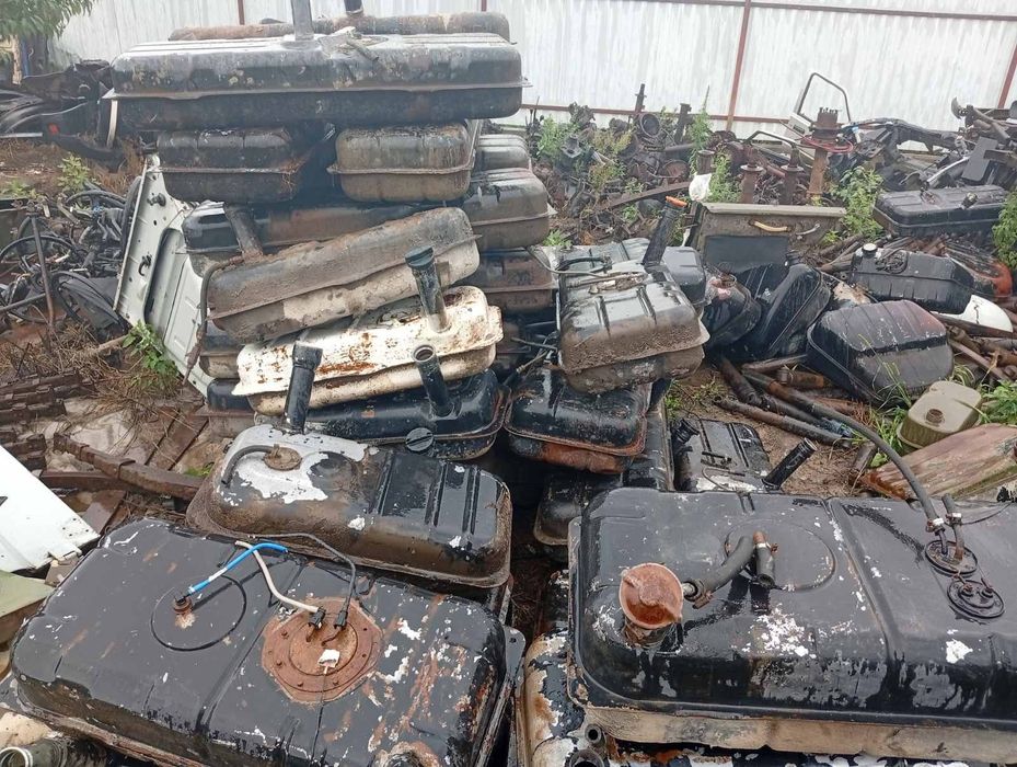 Баки УАЗ газ ВАЗ ЗІЛ газель