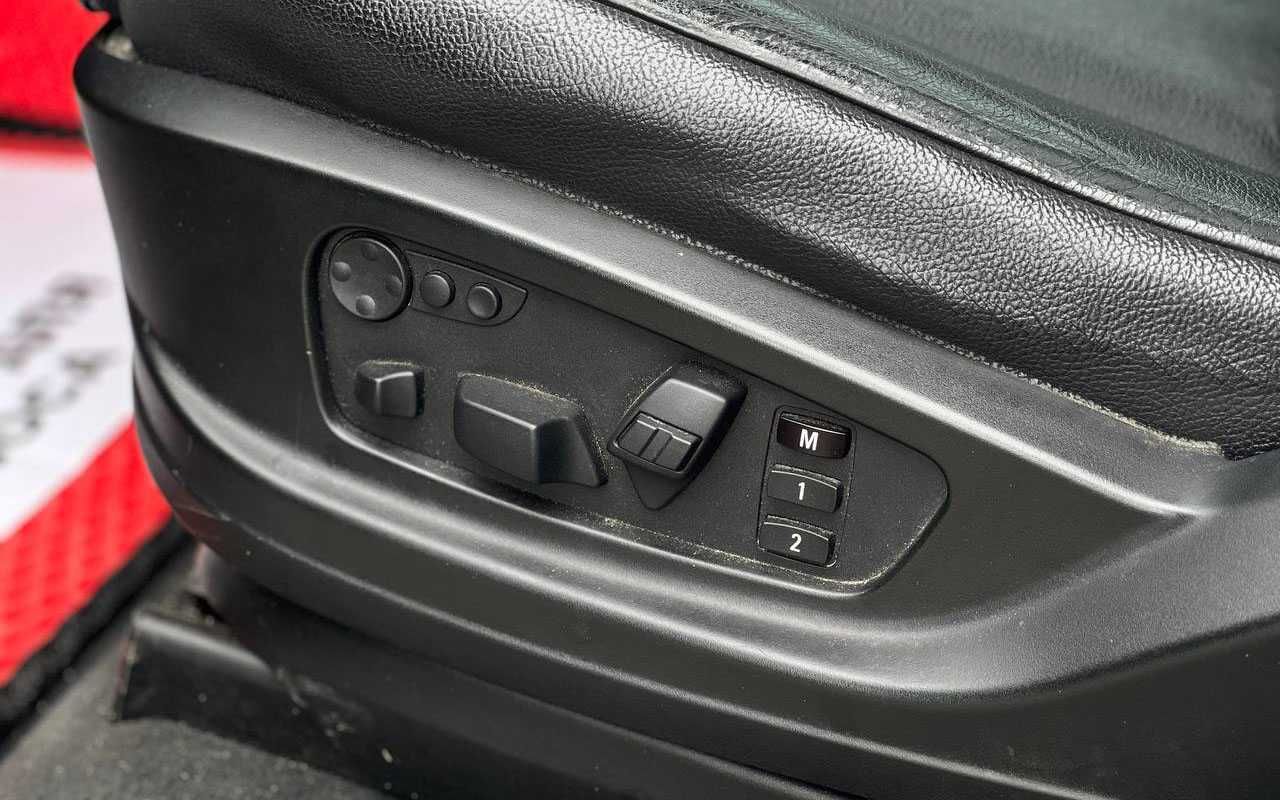 BMW X5 2010 року