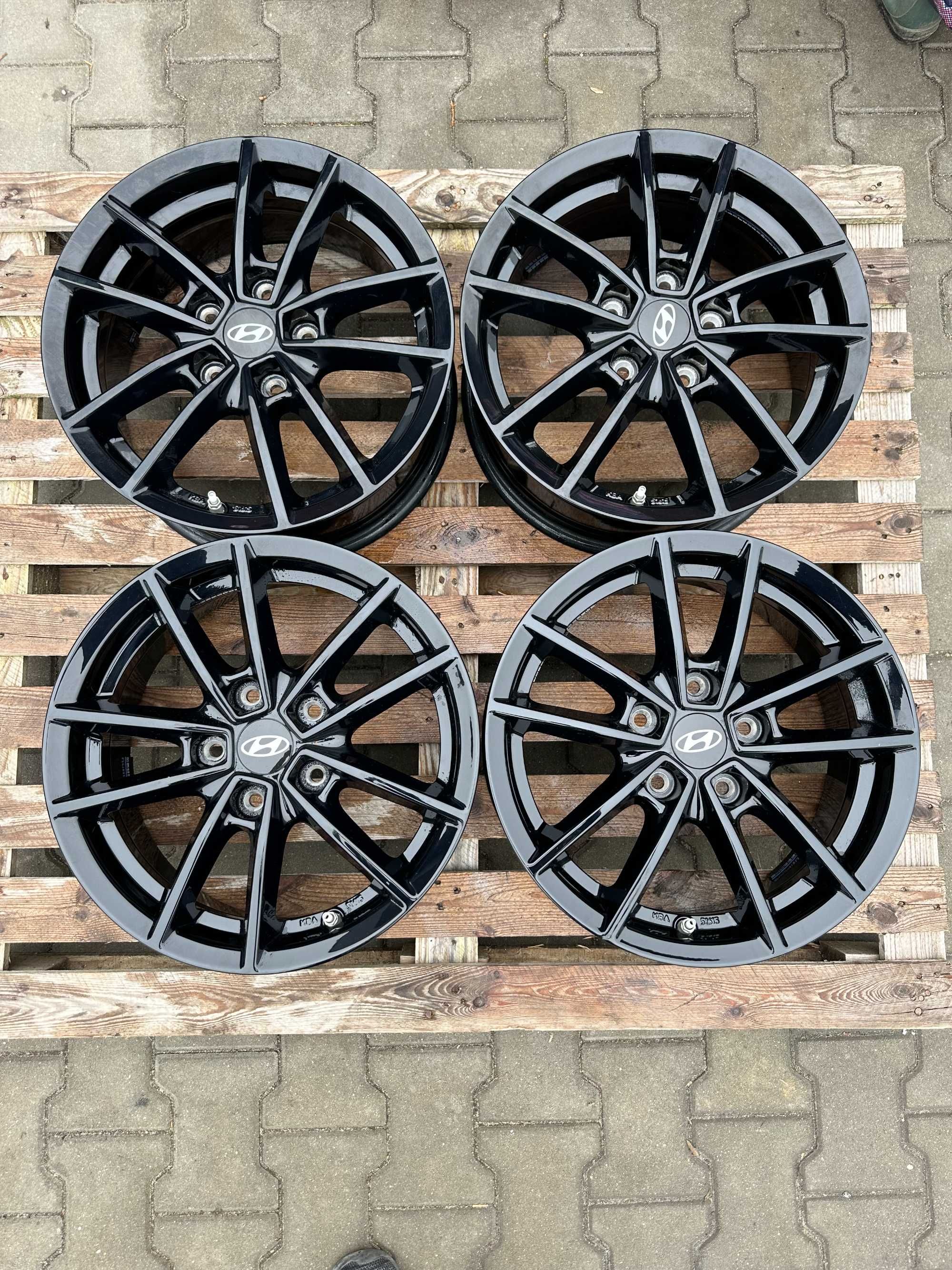 5x114,3 6,5j x 16" et50 Hyundai NOWE DEMO komplet