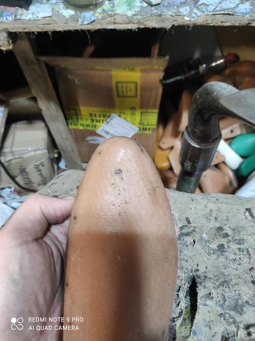 Обувные колодки (жовті та зелені)