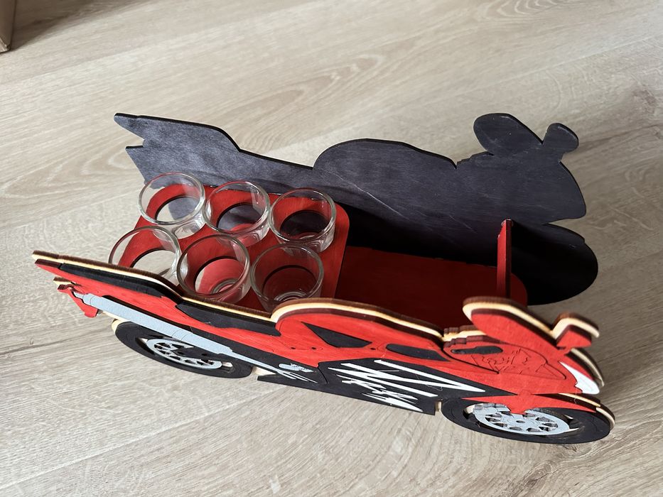 Stojak na whiskey motor prezent na 18ste urodziny kieliszki