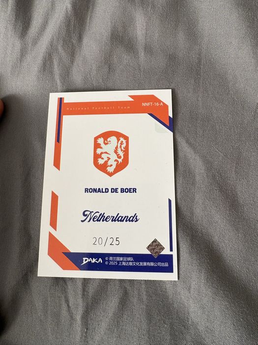 Karty daka numerowane, w tym jedna w niskim limicie /25