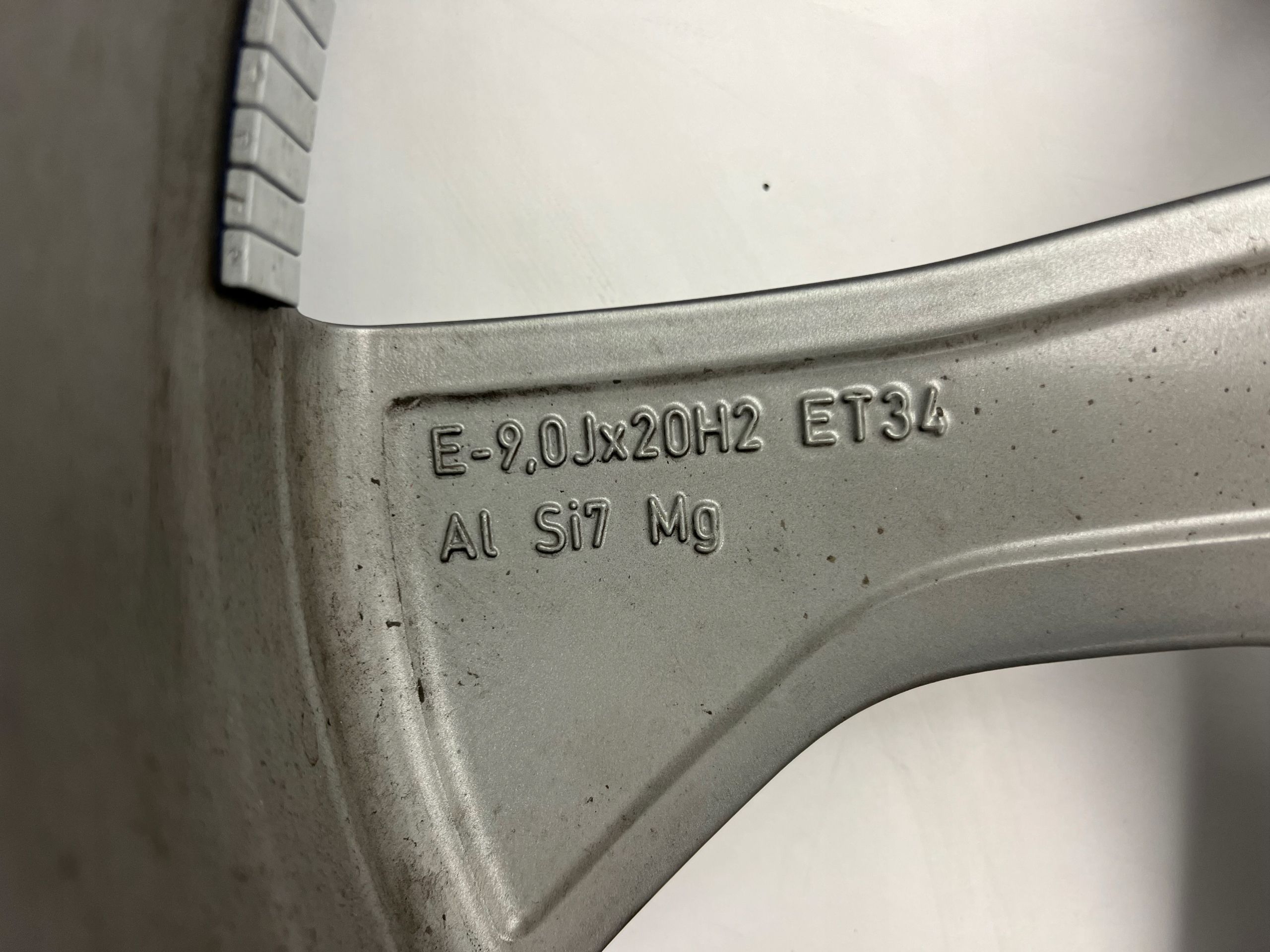 Audi A4 B9 S4 RS4 8W Felga koło 9Jx20 ET34 5x112