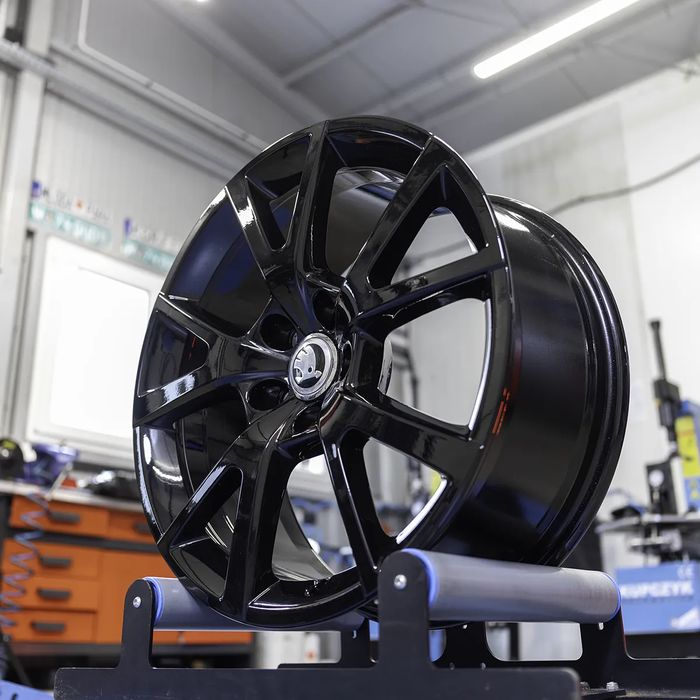 NOWE ORYGINALNE Felgi 18" Skoda Enyaq Superb Octavia Karoq Kodiaq