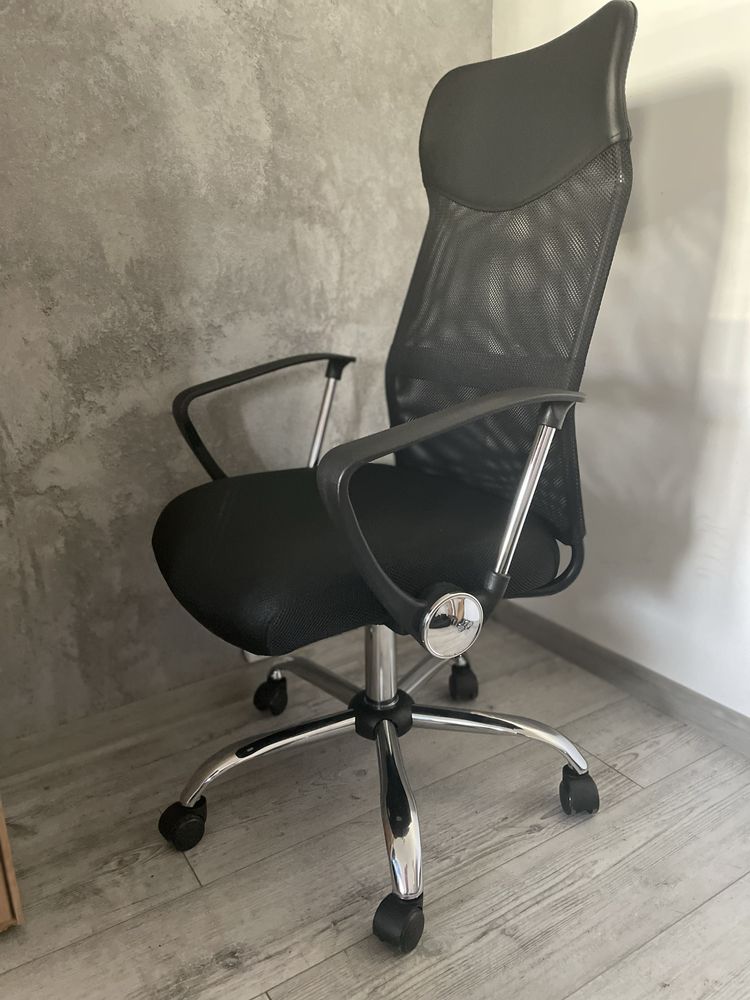 Krzeslo biurowe na gwarancji