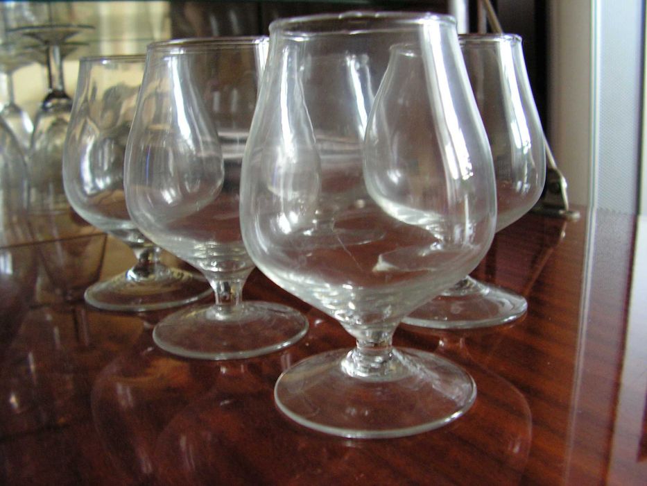 kieliszki do koniaku małe