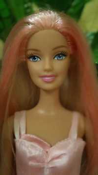 Барбі (Вarbie Mattel) з рожевим волоссям