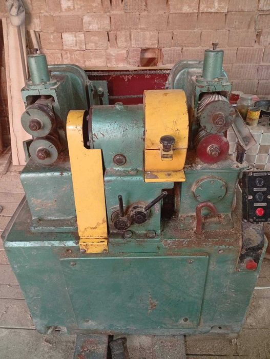 Оригінальний станок для виготовлення держака