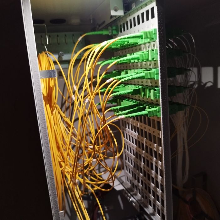 Montaż monitoringu i alarmów • Wideodomofony • Sieci komputerowe