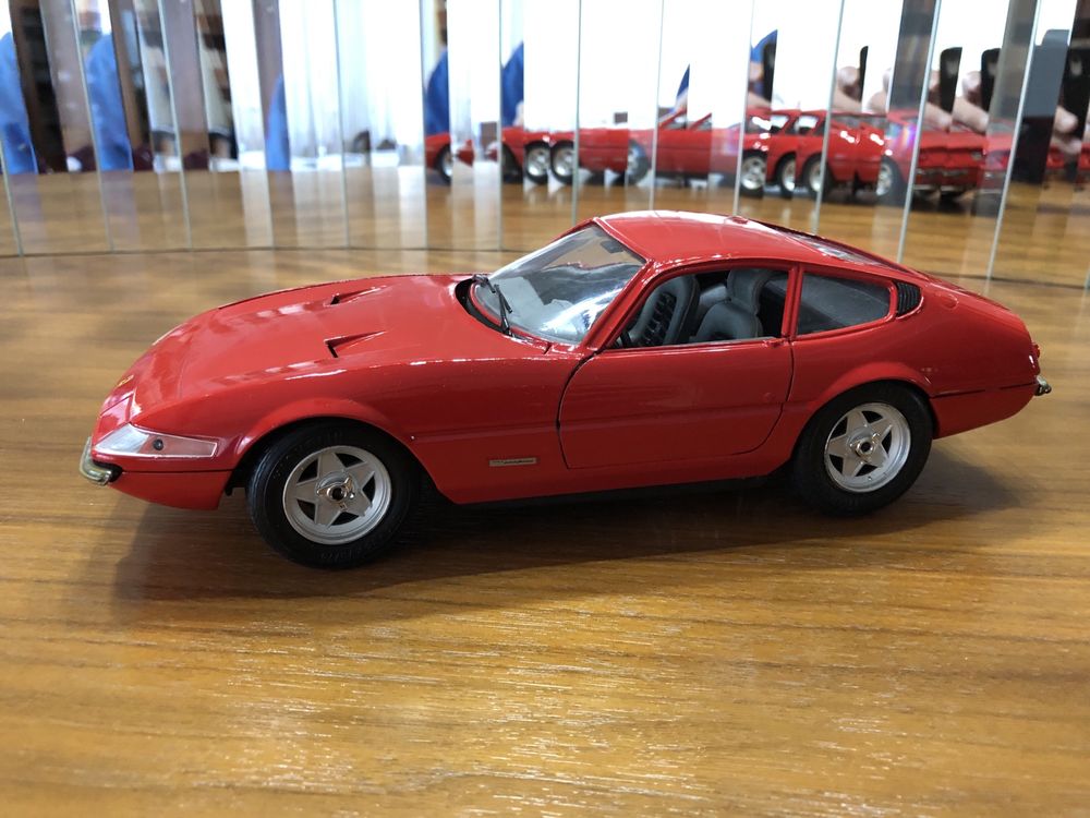 Model Ferrari 365 GTB/4 DATTONA w skali 1/18
