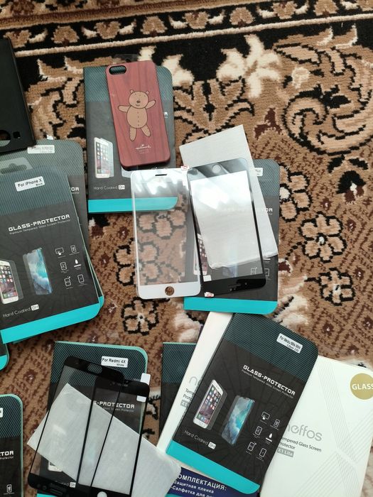 Продам защитные стекла Samsung, iPhone  и другие цена УКАЗАНА ЗА Всё