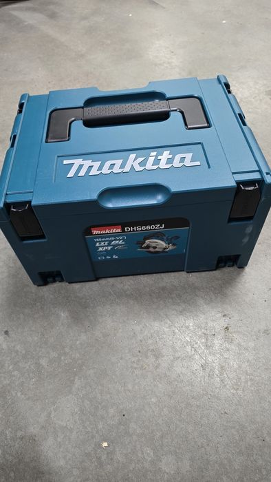 Makita DHS660ZJ.