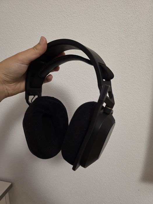 Corsair HS80 RGB Wireless