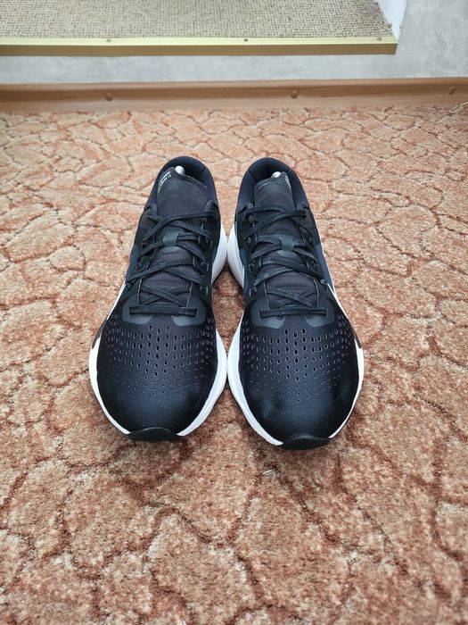 Оригинальные мужские кроссовки Nike Air Zoom Vomero 15