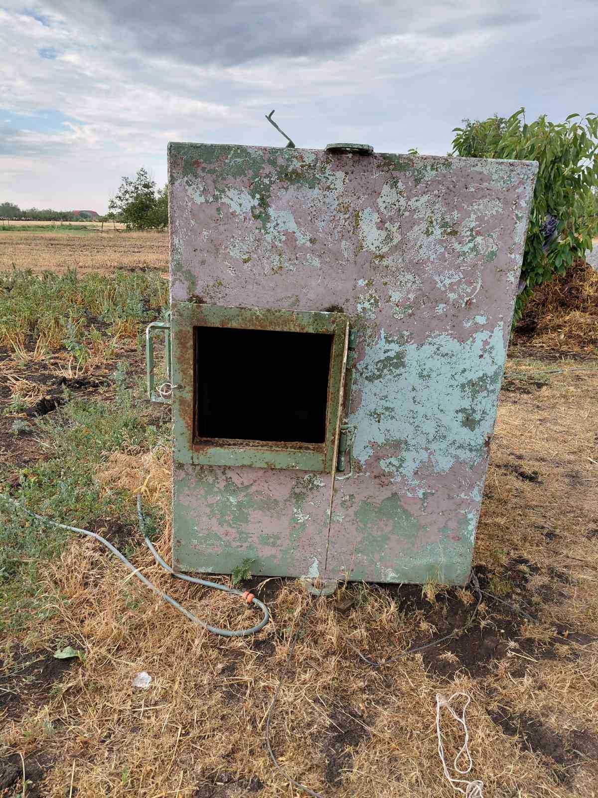 Продам бак под воду.