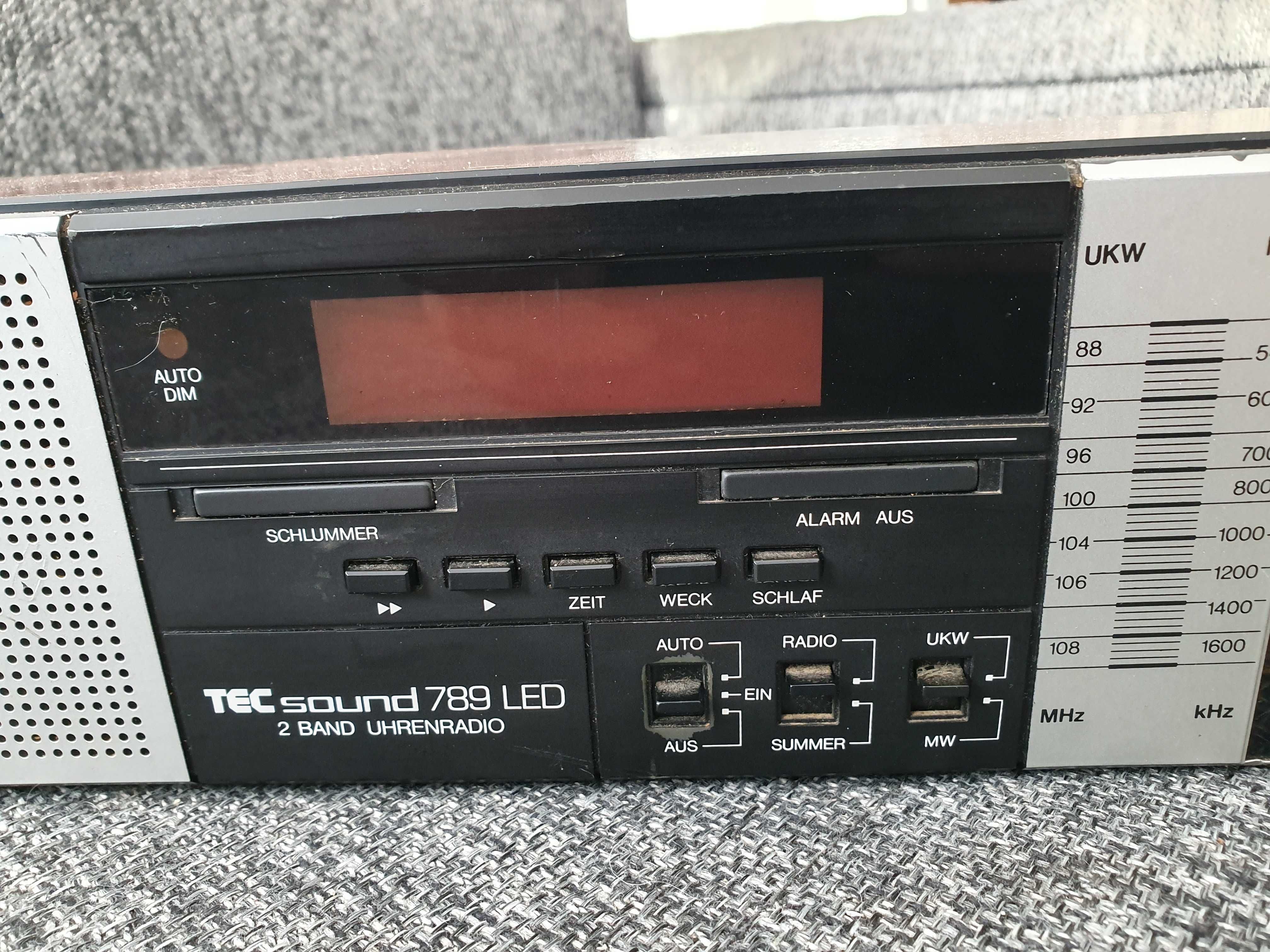 Stary zabytkowy radiobudzik TEC 789 led 1985r