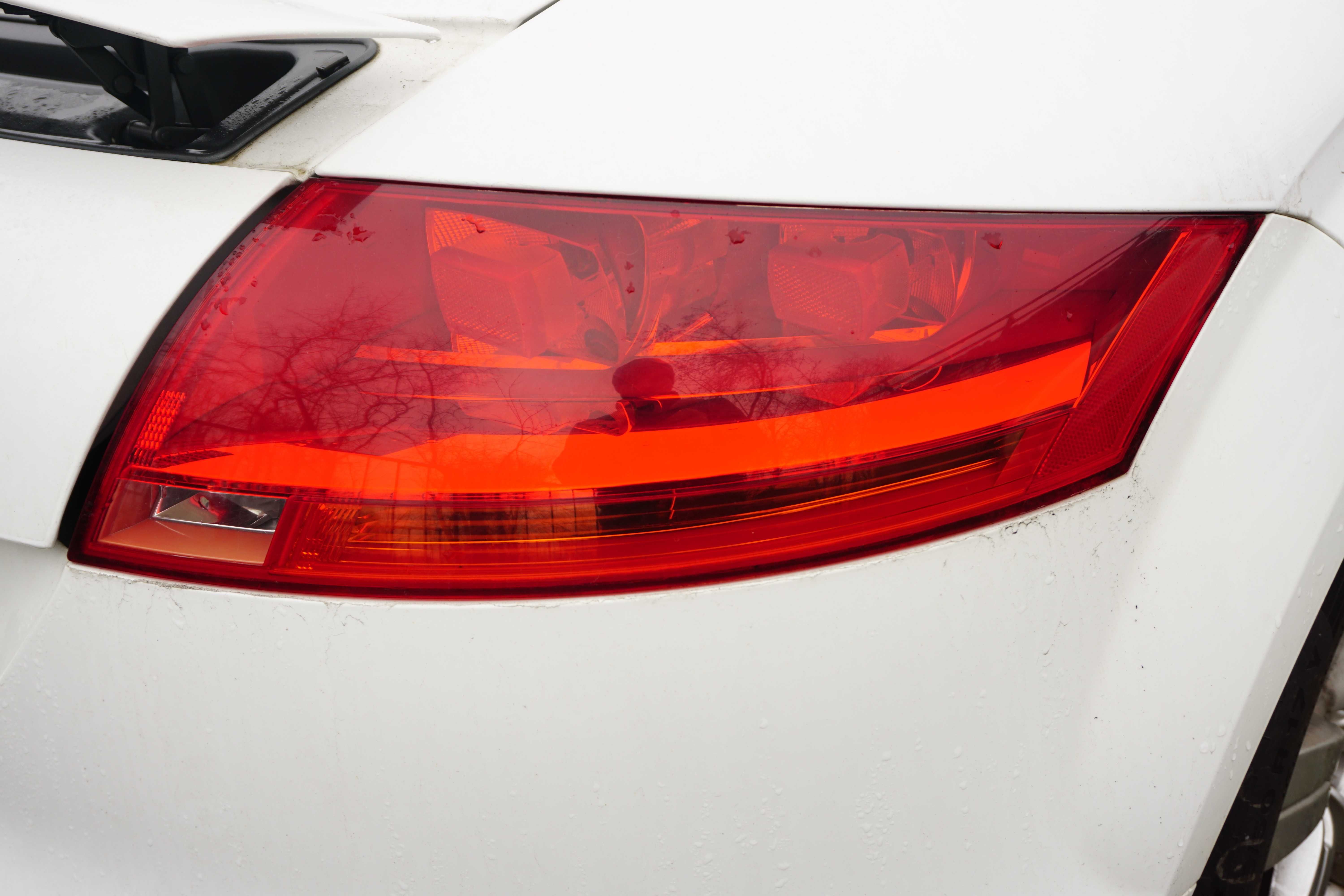 Audi TT 8J Coupe tylna lampa prawa lampa tył prawa Ładna*