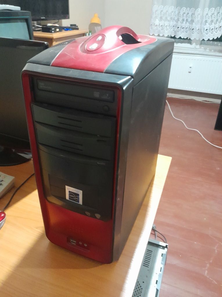 Komputer stacjonarny Athlon 64 dual core, 2gb ramu
