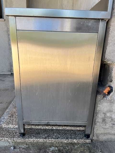 Lava Louça em Inox com armário