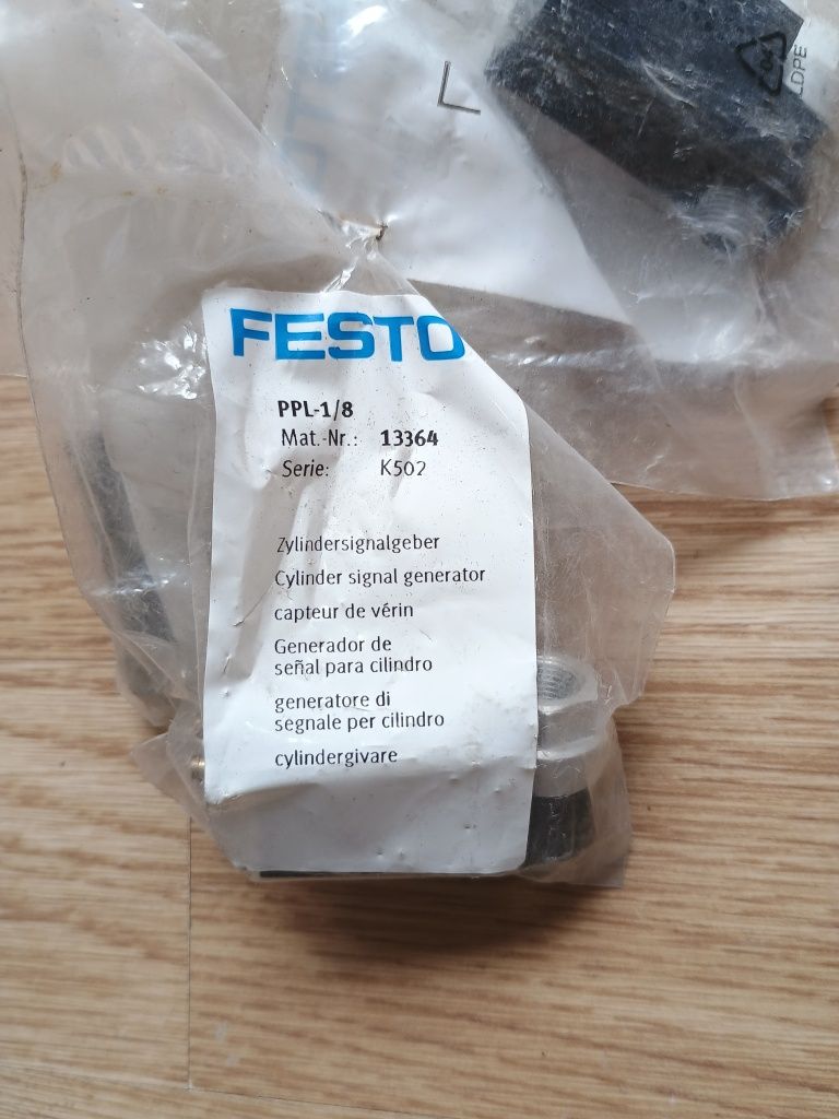 Generator ciśnienia cylindra Festo