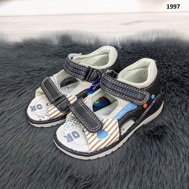 Босоніжки сандалі 25р