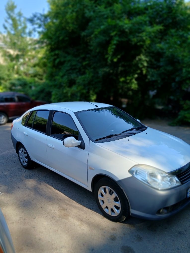 Продам Рено Сімбол 2011