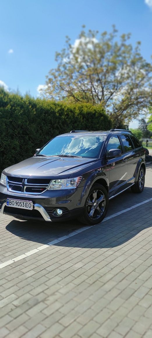 Продам Dodge Journey Crossroad