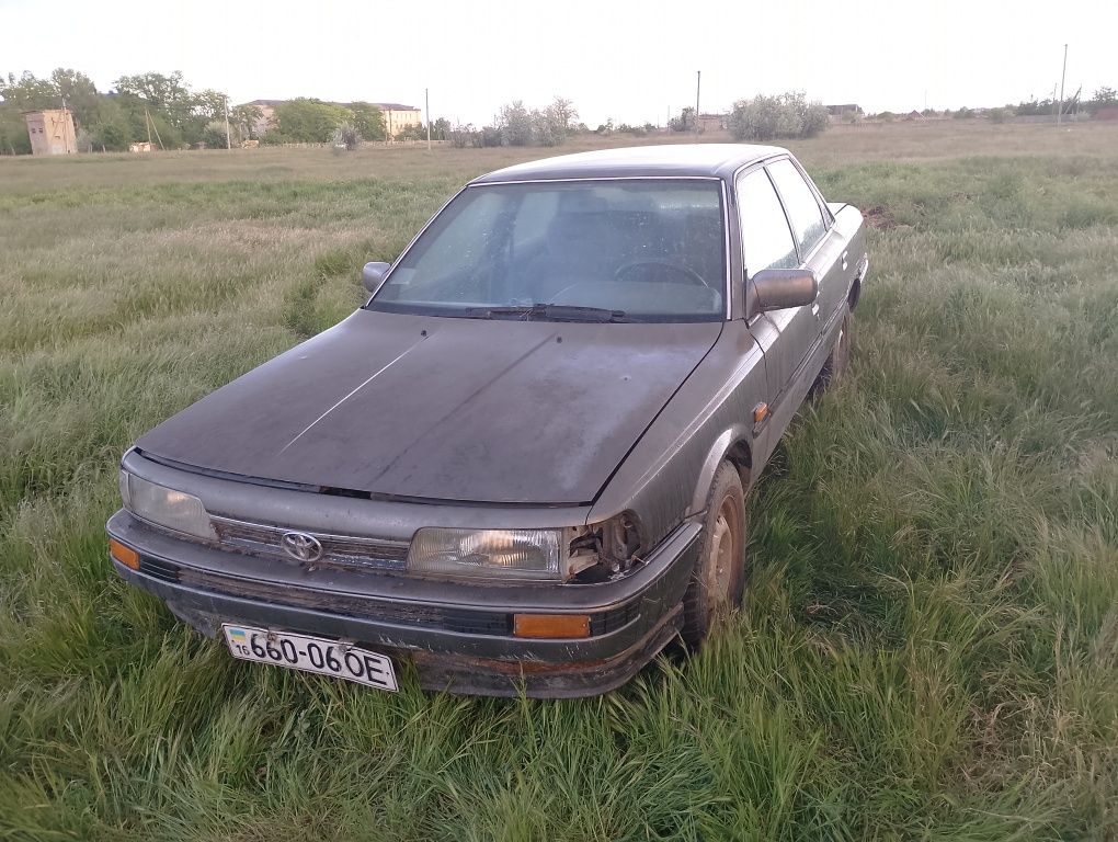 Toyota camry sv21