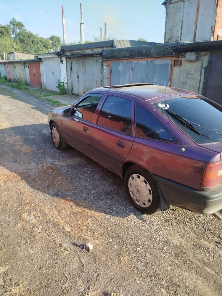 Продам хороший автомобиль