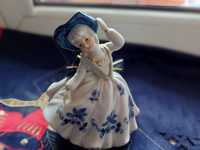 Porcelanowa figurka dama tanczaca-vintage