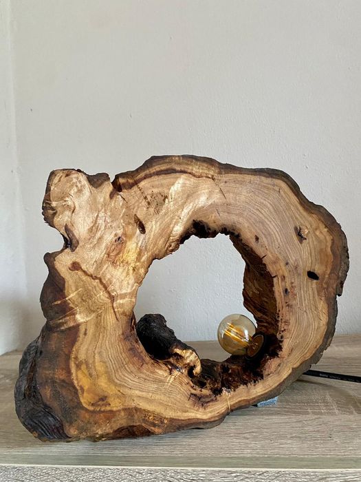 Candeeiro de mesa rustico