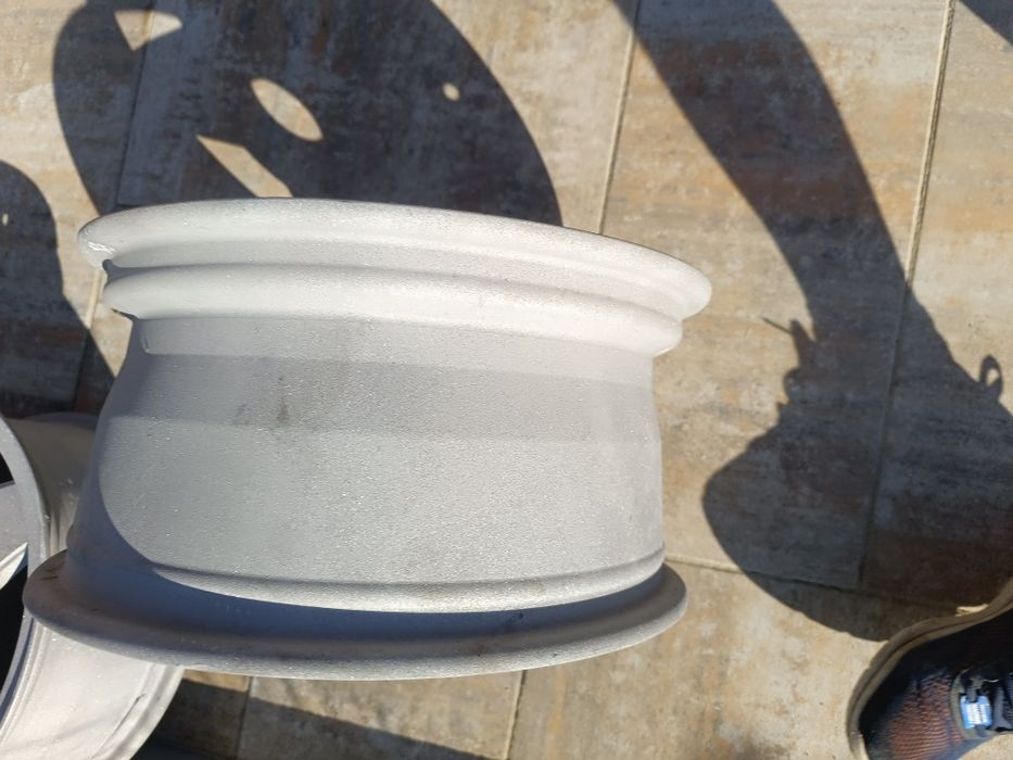 Felgi i opony 16 4x114,3 225/50 i 245/45