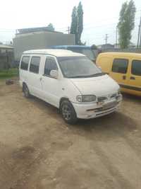 Nissan Vanette 1996 год