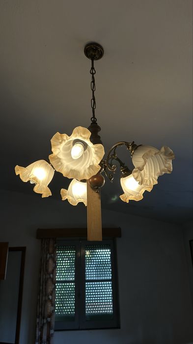 Candeeiro em forma de flor