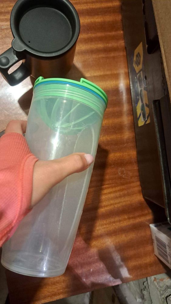 Sistema Shaker to go, butelka 700 do koktajli proteinowych.