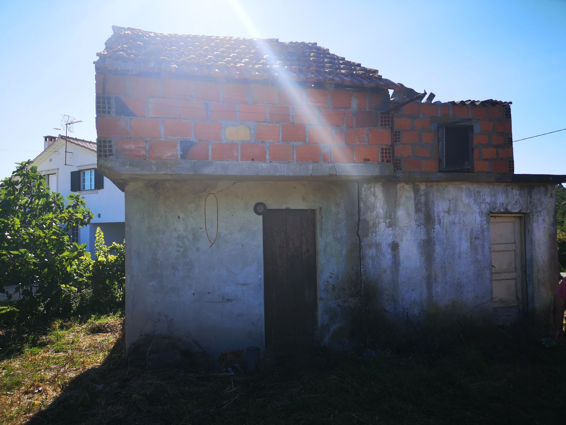 Casa com Terreno em Soure